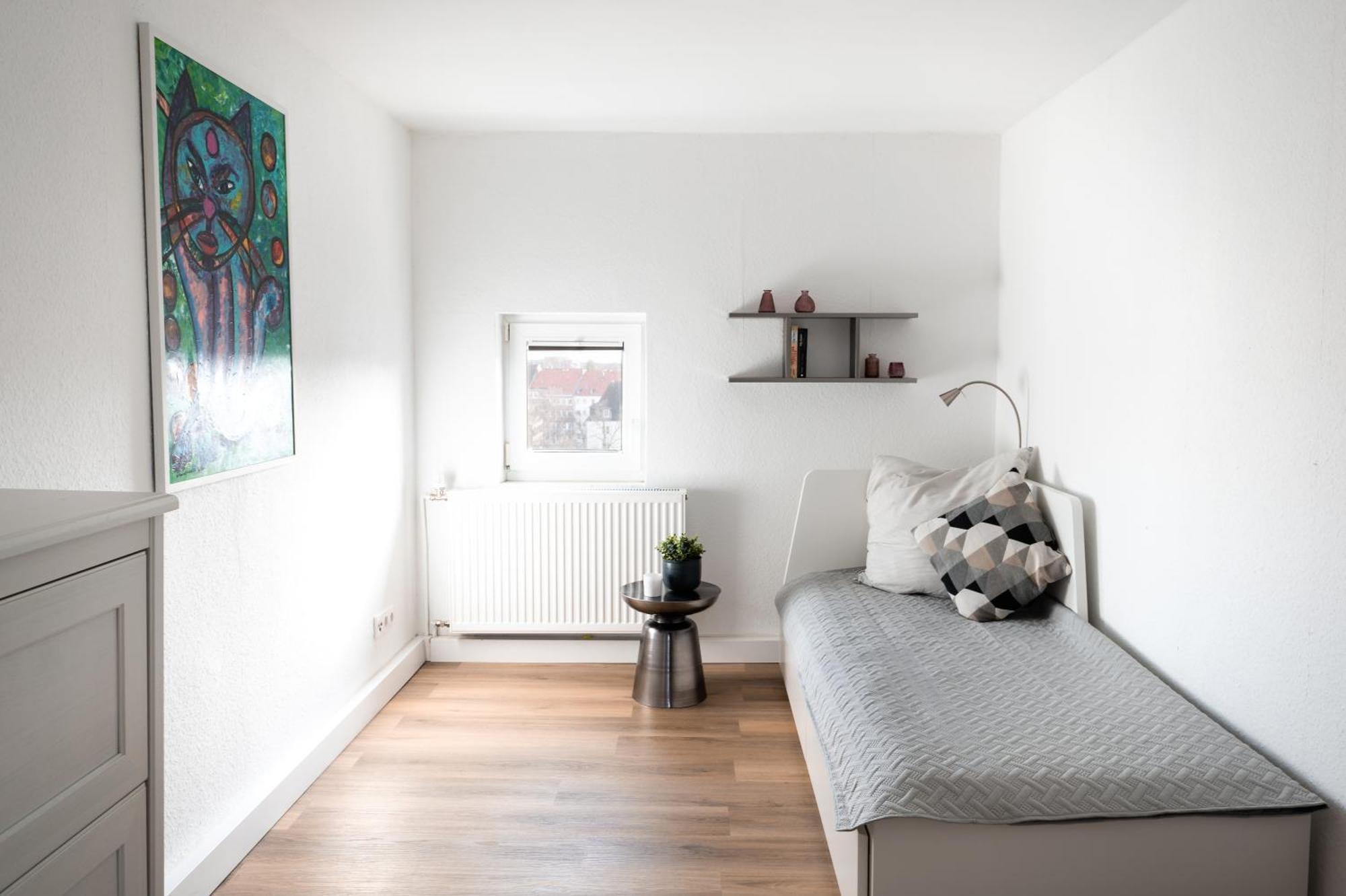 Eich-penthouse, Zentral Am Stadtwald Mit Ausblick Ueber Stadt, 24h Self Check-in, Netflix, Disneyplus Apartment Hannover