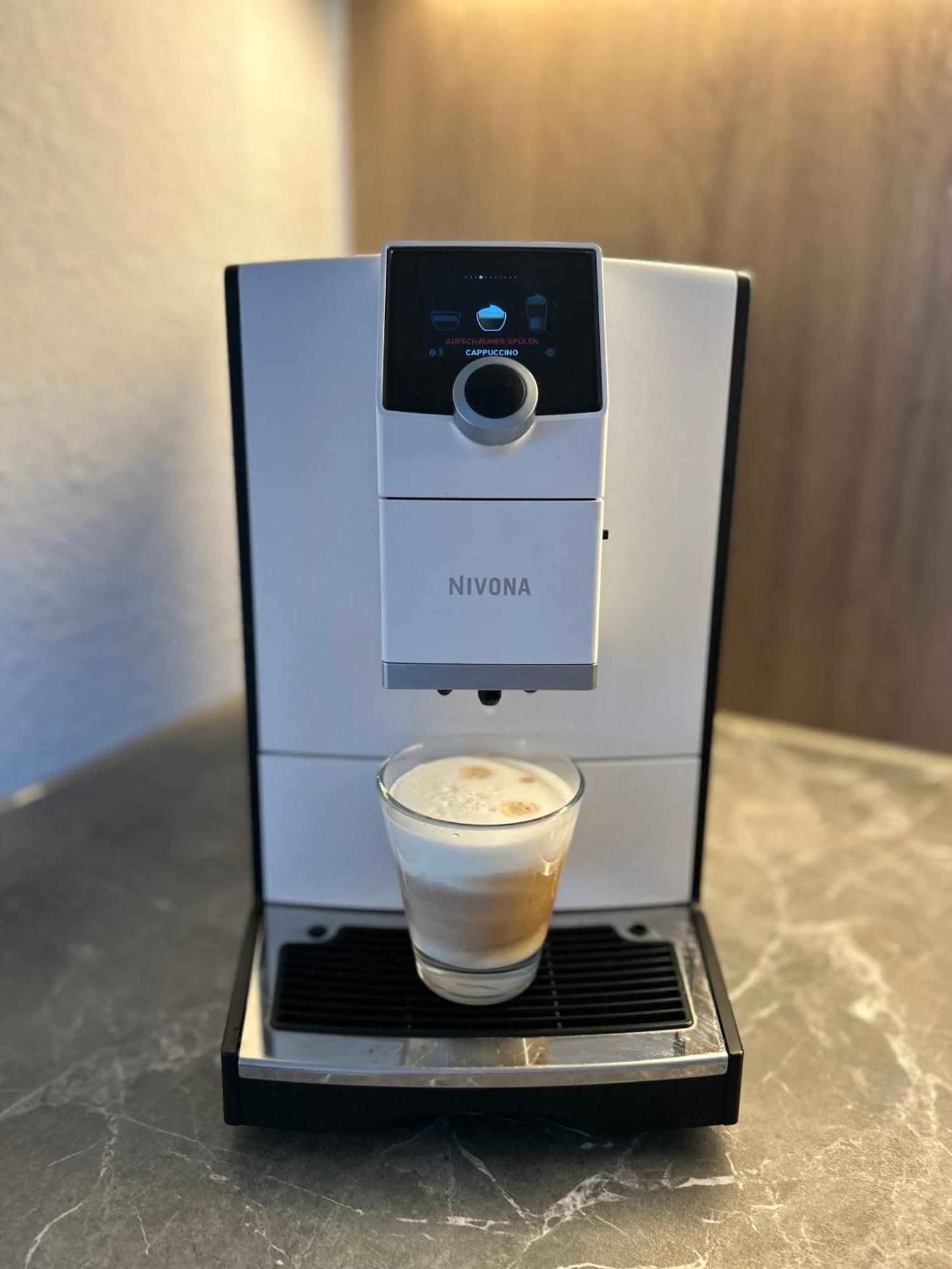 Apartment Eich-penthouse, Zentral Am Stadtwald Mit Ausblick Ueber Stadt, 24h Self Check-in, Netflix, Disneyplus Hannover