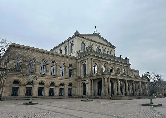 Eich-Penthouse, Zentral Am Stadtwald Mit Ausblick Ueber Die Stadt, 24H Self Check-In, Netflix, Disneyplus